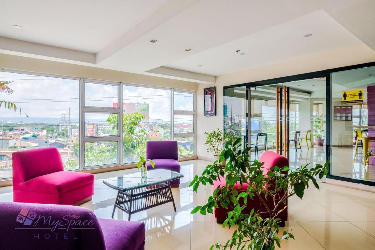 Myspace Hotel @Bgc Pasig City Esterno foto