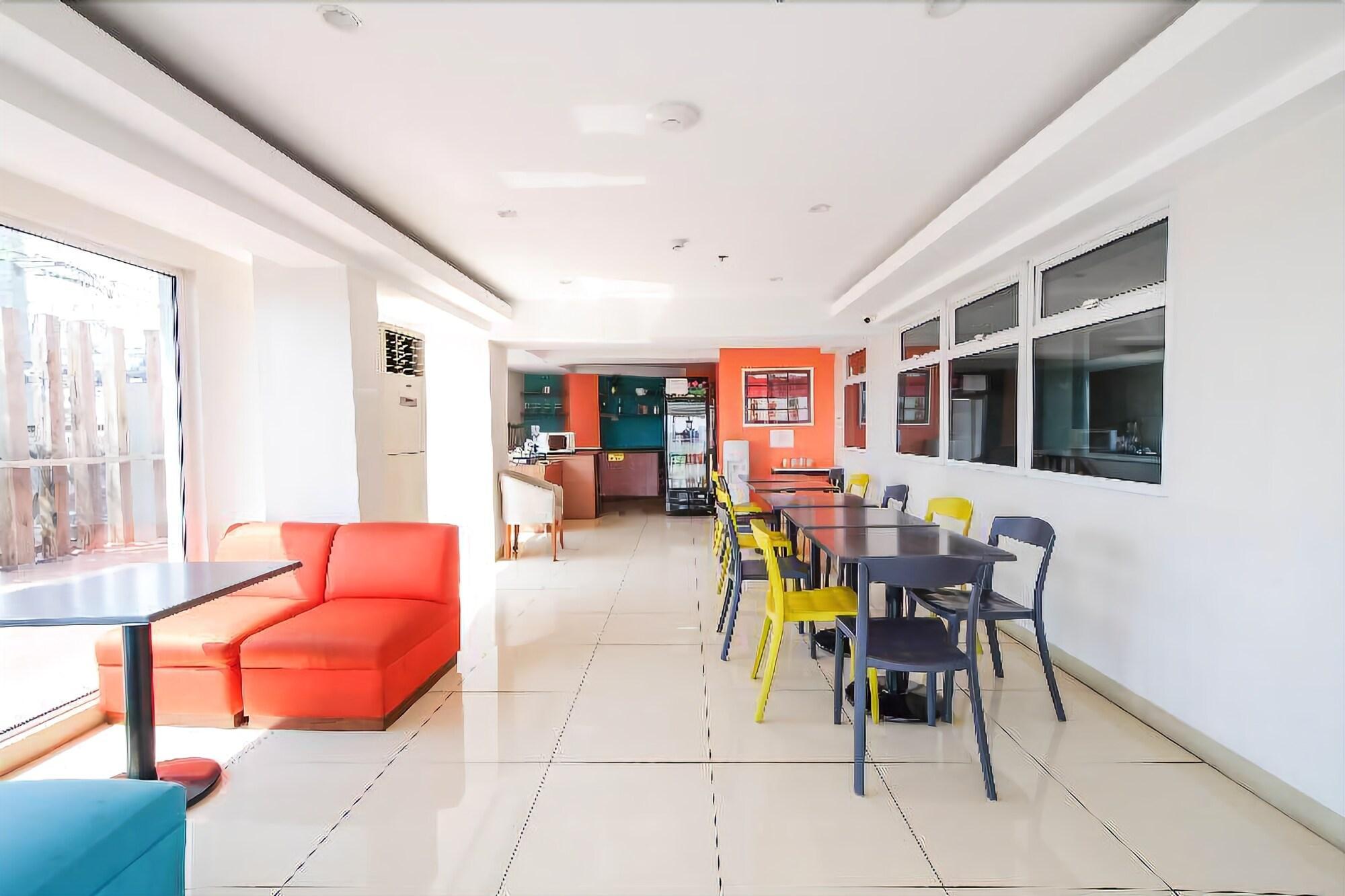 Myspace Hotel @Bgc Pasig City Esterno foto