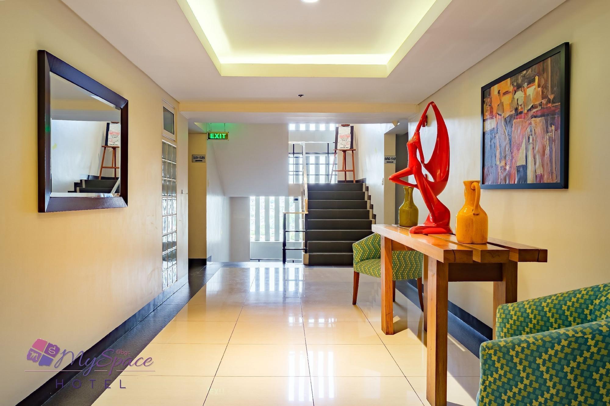 Myspace Hotel @Bgc Pasig City Esterno foto
