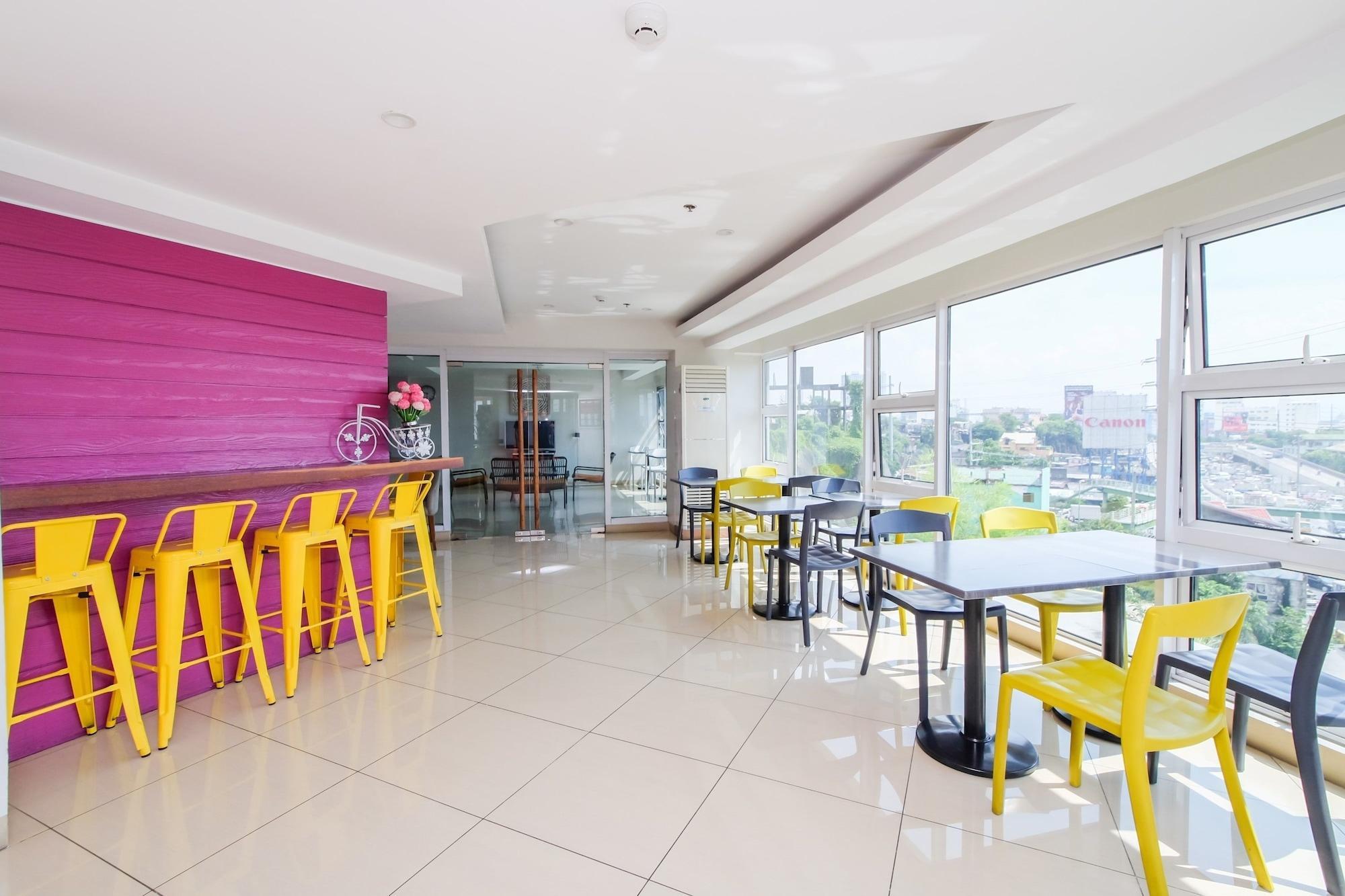 Myspace Hotel @Bgc Pasig City Esterno foto