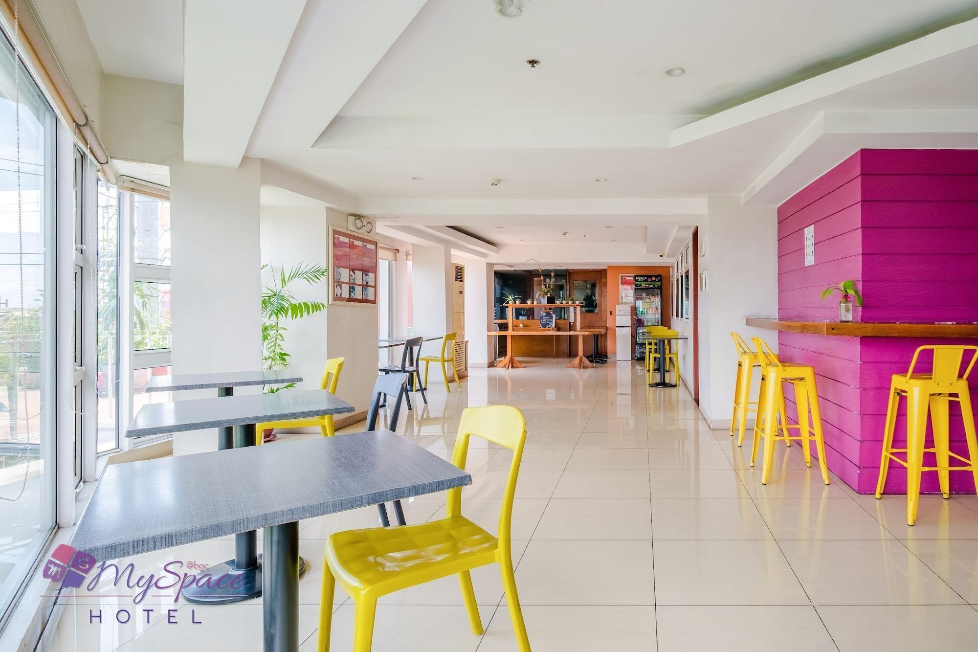 Myspace Hotel @Bgc Pasig City Esterno foto
