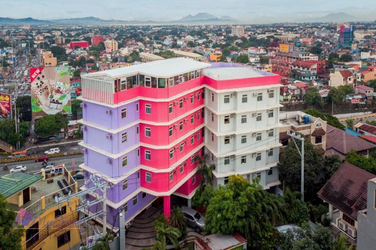 Myspace Hotel @Bgc Pasig City Esterno foto
